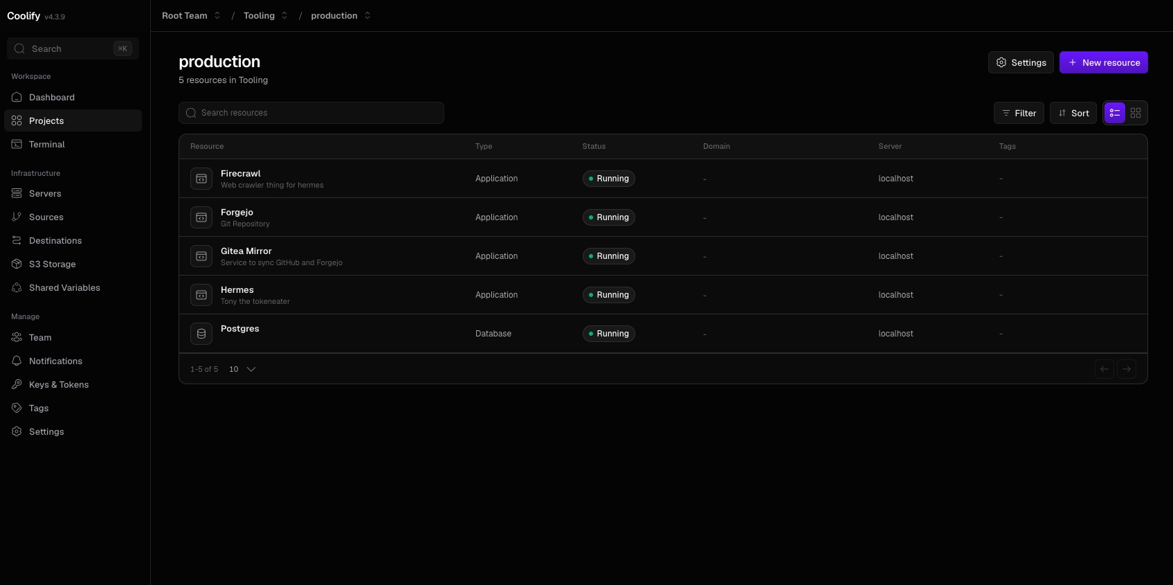 Tooling screen on Coolify